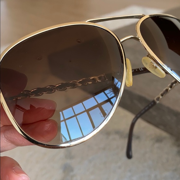 Beautiful pre loved Chanel aviator sunglasses - Picture 7 of 7